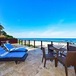 Sun Tower Hotel & Suites On The Beach